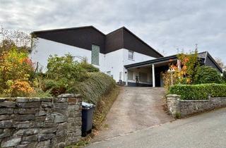 Einfamilienhaus kaufen in 58675 Hemer, Hemer - Großzügiges Einfamilienhaus in idyllischer Waldrandlage von Ihmert