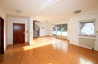 Wohnung kaufen in 67069 Oppau, Lichtdurchflutete Maisonette mit Balkon, Stellplatz & viel Potenzial Sofort bezugsfrei!