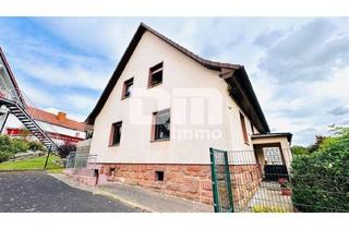 Wohnung kaufen in 36124 Eichenzell, Helle Dreizimmerwohnung mit Terrasse + Stellplatz in saniertem Zweifamilienhaus