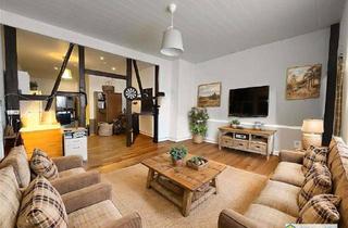 Wohnung kaufen in 42389 Langerfeld, Modernisierte 2-Zimmer-Altbauwohnung mit Charme