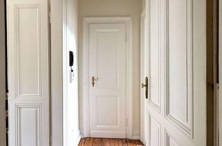 Wohnung kaufen in Gereonswall 23B, 50668 Altstadt-Nord, zauberhaftes kleines Altbauapartment im Herzen von Köln