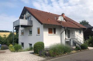 Wohnung kaufen in Im Winkel 11, 35043 Marburg, + Großzügige Wohnung, in kleiner naturnaher Wohnanlage, pure Lebensqualität +