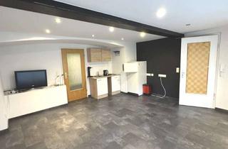 Wohnung mieten in 74924 Neckarbischofsheim, 2-Zimmer-Wohnung mit kleiner Einbauküche in Helmhof (Neckarbischofsheim)