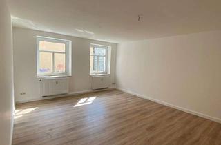 Wohnung mieten in Burgwall 28, 18055 Stadtmitte, Großzügige 2-Zimmer-Wohnung in der Stadtmitte