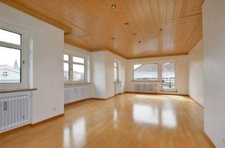 Wohnung mieten in 96450 Coburg, Sonnige 4-Zimmer-Wohnung mit Dachterrasse und TG-Stellplatz in der City