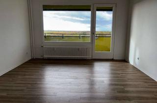 Wohnung mieten in Am Forstacker 29, 13587 Spandau, Süßes 1,5-Zimmer-Apartment für max. 2 Personen - mit Aufzug und Balkon!