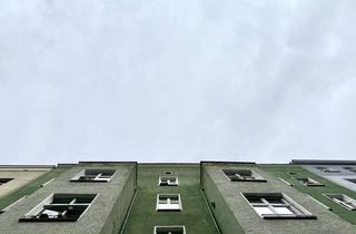 Wohnung mieten in Schwartzkopffstraße, 10115 Mitte, Top sanierte Altbauwohnung mit Einbauküche!