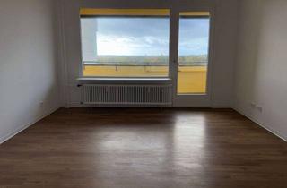 Wohnung mieten in Am Forstacker 31, 13587 Spandau, Tolles Pärchenappartement mit Balkon und Retro-Duschbad!