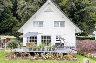 Einfamilienhaus kaufen in 51503 Rösrath, Naturverbunden und stadtnah: Top modernes, junges Einfamilienhaus in Rösrath-Hoffnungsthal