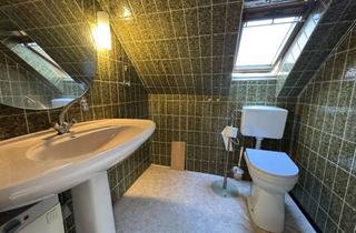 Haus kaufen in 47137 Untermeiderich, Kleines, renovierungsbedürftiges Haus in Meiderich-Beek