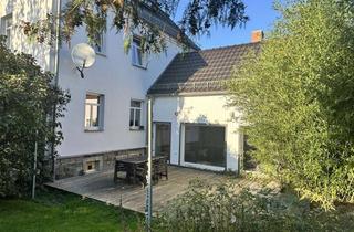 Einfamilienhaus kaufen in 01900 Großröhrsdorf, Geräumiges Einfamilienhaus mit großem Garten, Doppelgarage und vielen Nutzungsmöglichkeiten