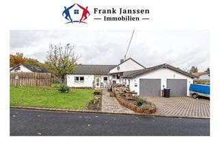 Einfamilienhaus kaufen in 54578 Walsdorf, Freistehendes Einfamilienhaus mit Doppelgarage und Sauna in Walsdorf - ruhige Lage