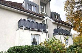 Wohnung kaufen in 15366 Hoppegarten, Nähe Rennbahn/ Gepflegte Wohnung mit Terrasse, EBK, Marmorbad und G-WC