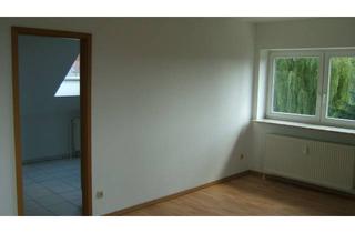 Wohnung mieten in Liebrechtstr. 33, 30559 Misburg-Süd, Gepflegte 2-Zimmer-DG-Wohnung mit Balkon und EBK in Hannover