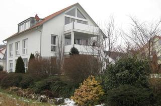 Wohnung mieten in Brettacherweg 13, 72555 Metzingen, Metzingen Amtäcker-Brühl/Weinberg - Exclusive 3-Zi-DG-Wohnung in 3-Familienhaus