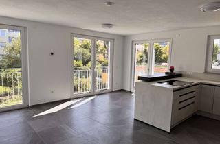 Wohnung mieten in 71063 Sindelfingen, Sonnige, schöne 3-Zi.-Wohnung mit Balkon, Einbauküche uvm. in Sindelfingen – sofort bezugsfrei!