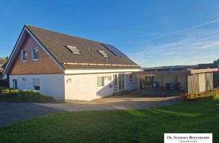 Haus kaufen in 57583 Nauroth, Modernes Niedrigenergiehaus "KfW 100 Standard"- Wärmepumpe, PVA, Fußbodenheizung, großes Grundstück!