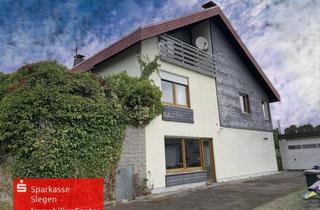 Einfamilienhaus kaufen in 57258 Freudenberg, Großzügiges Einfamilienhaus mit Einliegerwohnung und Doppelgarage in Freudenberg-Oberholzklau