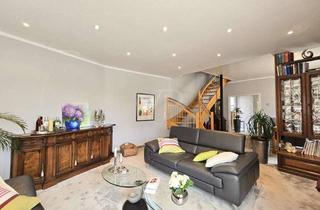 Haus kaufen in 61250 Usingen, Charmantes Zuhause im Herzen der Altstadt – mit ansprechender, großer Dachterrasse und Garage