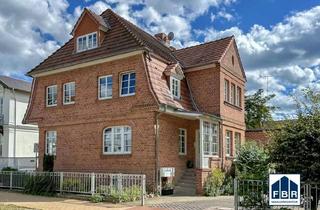 Haus kaufen in 19288 Ludwigslust, Gelegenheit: Wohnanlage am Schlosspark in Ludwigslust - Faktor 13,87!