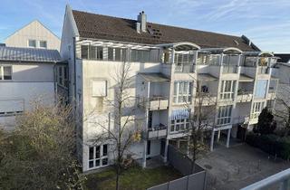 Wohnung kaufen in 84489 Burghausen, Leerstehende Dachgeschosswohnung mit großer Terrasse und TG-Stellplatz