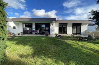 Haus kaufen in 66740 Saarlouis, Saarlouis - Wohnen auf einer Ebene in Saarlouis-Steinrausch