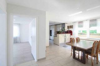 Haus kaufen in 78333 Stockach, Stockach - Ihr Familientraum in Bodenseenähe - Zweifamilienhaus mit vielen Möglichkeiten