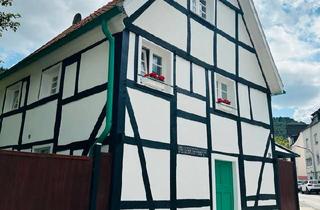 Haus kaufen in 58089 Hagen, Hagen - Traumhaftes Fachwerkhaus - Geschichte trifft modernen Wohnkomfort