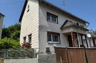 Haus kaufen in 65232 Taunusstein, Taunusstein - Fachwerk mit großzügigem Grundstück (kein Denkmalschutz)