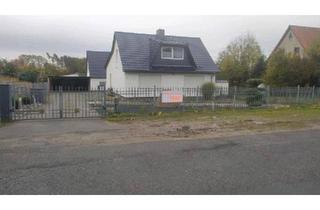 Haus kaufen in 17506 Gützkow, Gützkow - Zwei Häuser auf grossem Grundstück- Pool, Halle & Vermietung ink