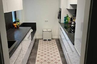 Wohnung kaufen in 86551 Aichach, Aichach - Provisonsfreie, Stilvolle 3ZKB Wohnung Aufzug + Einbauküche