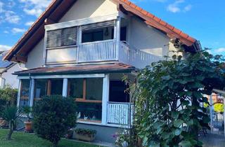 Haus kaufen in 79395 Neuenburg, Neuenburg am Rhein - Großzügiges Zweifamilienhaus