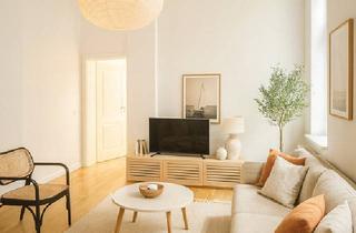 Wohnung kaufen in 12163 Berlin, Berlin - Berlin-Steglitz: Hochwertig sanierte 2,5-Zimmer-Altbauwohnung mit 63 m², Terrasse & 3,80 m Decken - hell, ruhig im Hinterhaus & sofort bezugsfrei