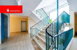 Wohnung kaufen in 61449 Steinbach, Steinbach (Taunus): Helle Etagenwohnung mit Blick ins Grüne