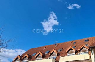 Wohnung kaufen in 50259 Pulheim, Stommeln - Helle Maisonettewohnung mit Balkon & Stellplatz - bezugsfrei!