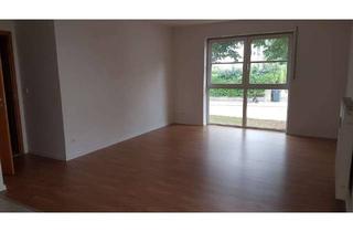 Wohnung kaufen in Unterislinger Weg 18b, 93053 Kasernenviertel, 3 Min. zur FOS/BOS, 8 Min. zur Uni/OTH, 3 Zimmer Whg renoviert im EG in Regensburg. Ohne Provision.