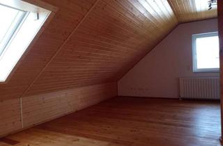 Wohnung mieten in 51427 Bergisch Gladbach, Lichtdurchflutete 2-Zimmer-Maisonette-Wohnung mit Ostbalkon