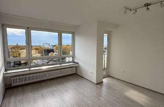 Wohnung mieten in Schaaffhausenstraße 12, 50769 Seeberg, Helle 2-Zimmer-Wohnung mit Einbauküche, Fernblick & Sonnenbalkon in ruhiger Sackgassenlage