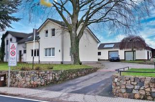 Haus kaufen in 24366 Loose, Zweifamilienhaus - 2 moderne Wohneinheiten plus Nebengebäude mit Garage, Keller uvm. - Ostsee- nah!