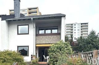 Reihenhaus kaufen in 63179 Obertshausen, Investition mit Perspektive: Geräumiges Reihenhaus mit Werkstatt und Garten