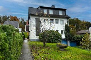 Haus kaufen in 45549 Sprockhövel, Großzügiges Zweifamilienhaus in beliebter Sprockhöveler Lage