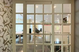 Haus kaufen in 78333 Stockach, Luxuswohnen mit Pool, Sauna und vermietetem Dreifamilienhaus