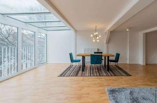 Immobilie mieten in 10961 Kreuzberg, Loft im Bergmannkiez 82 m/2. Schlüsselfertiges Apartment in der 5. Etage ohne Aufzug