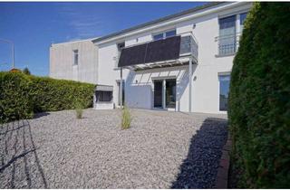 Wohnung kaufen in 27476 Cuxhaven, Exklusive Erdgeschosswohnung mit Garten, Gäste-WC und moderner Ausstattung