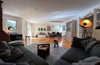 Wohnung kaufen in Forstenrieder Allee 229, 81476 München, 119 m² EG-Wohnung mit Garten + separatem UG-Bereich, Terrasse & Garage – Forstenried