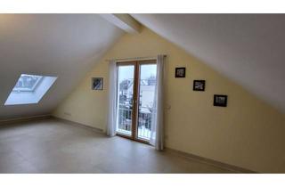 Wohnung kaufen in Schreilweg, 81737 München, Großzügige 4,5-Zi.-Wohnung mit Balkon | Dachgeschoss | Altperlach | Nähe S-/U-Bahn