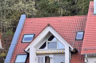 Wohnung kaufen in 72218 Wildberg, Attraktive 4-Zimmer Maisonettewohnung mit Balkon und Garage in Wildberg