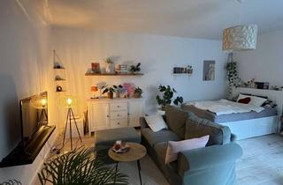Wohnung mieten in Lutherstraße 30, 30171 Südstadt, Helle 2-Zimmer-Wohnung mit Küche & Gartenblick - ab 01.12.25