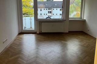 Wohnung mieten in Klattenweg 26, 28213 Riensberg, Erstbezug nach Sanierung: ansprechende 3,5-Zimmer-Wohnung mit EBK und Balkon in Bremen Riensberg