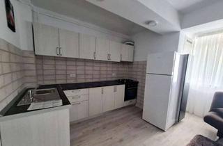 Wohnung mieten in Peter-Müllritter-Straße, 83278 Traunstein, Schöne Wohnung mit 2,5 Zimmern und EBK